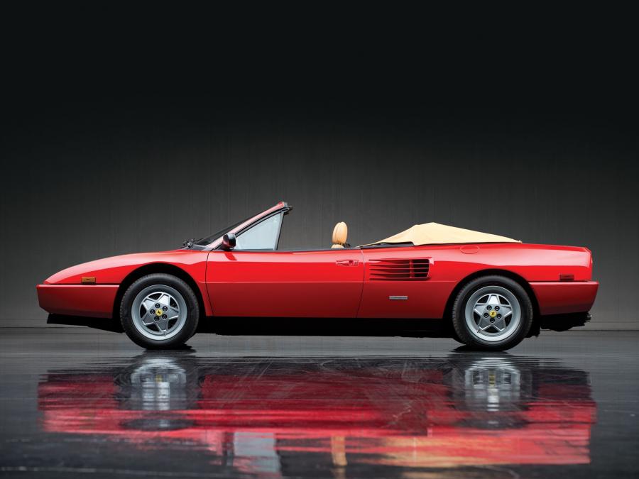  Ferrari Mondial T Cabriolet 1989 года  (фото 15 из 24)
